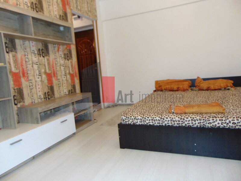 Titan metrou, apartament cu o camera, garsoniera